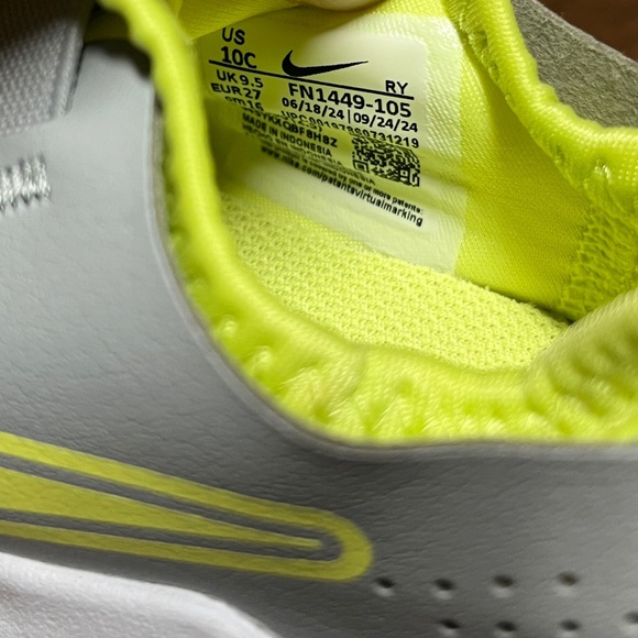 Nike Toddler Boys’ Preschool Flex Runner 3 Slip In Shoes in White & Lemon Sz-10c - Picture 5 of 6